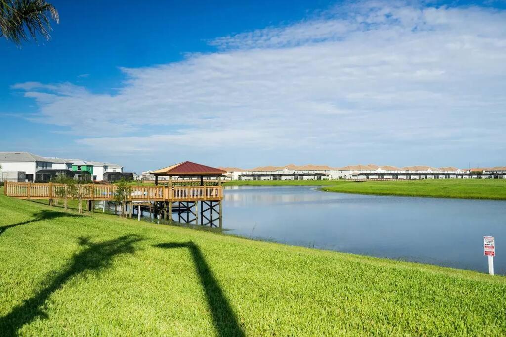 Newly Listed Townhouse Storey Lake, Free Waterpark 키시미 외부 사진