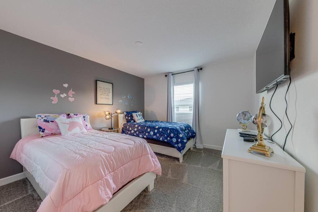 Newly Listed Townhouse Storey Lake, Free Waterpark 키시미 외부 사진