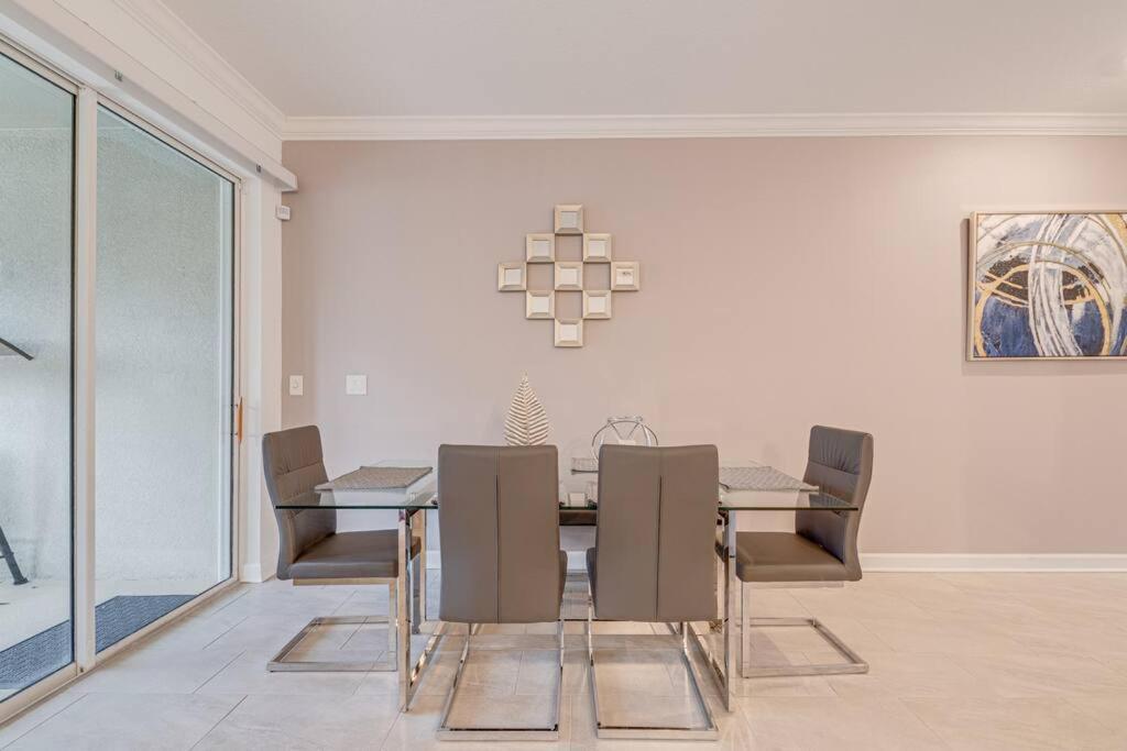 Newly Listed Townhouse Storey Lake, Free Waterpark 키시미 외부 사진