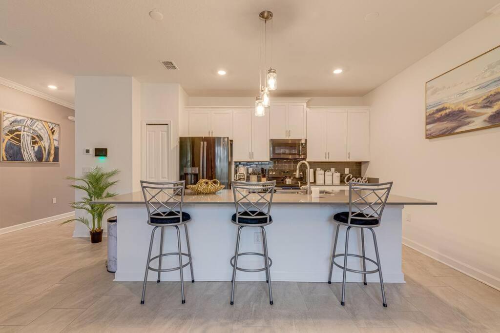 Newly Listed Townhouse Storey Lake, Free Waterpark 키시미 외부 사진
